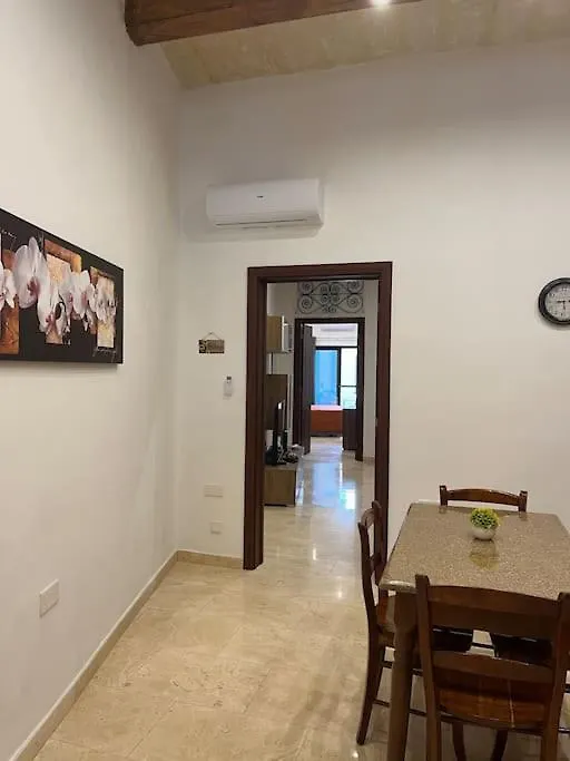 Lucija'S Guesthouse Birzebbuga