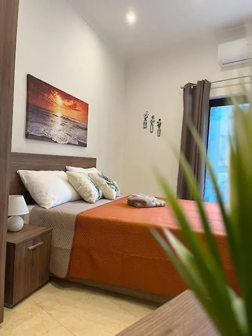 Lucija'S Guesthouse Birzebbuga